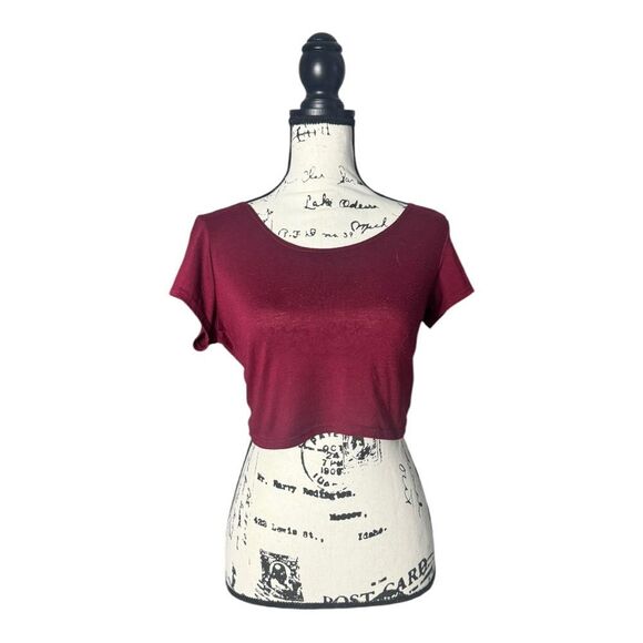Dynamite Burgundy short sleeve crop top - Picture 1 of 4